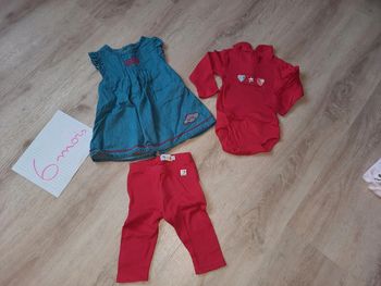 Ensemble neuf robe et legging 6 mois la compagnie des petits