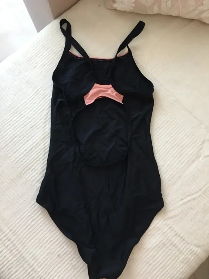 Maillot de nage femme T36 - photo numéro 2