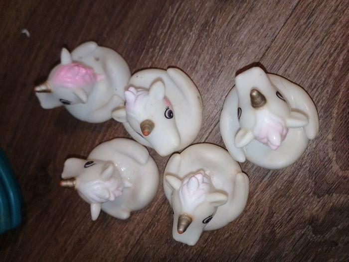 Différent jouets de bain - photo numéro 6