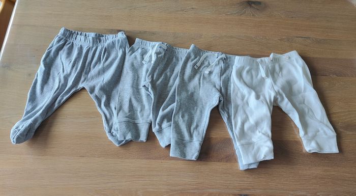 Lot de 4 pantalons - photo numéro 2