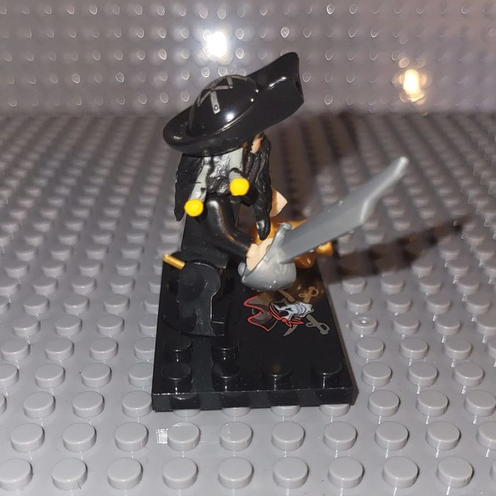 Minifigure / Figurine 💀 Film Pirates Des Caraïbes 💀 Barbe Noire - photo numéro 4