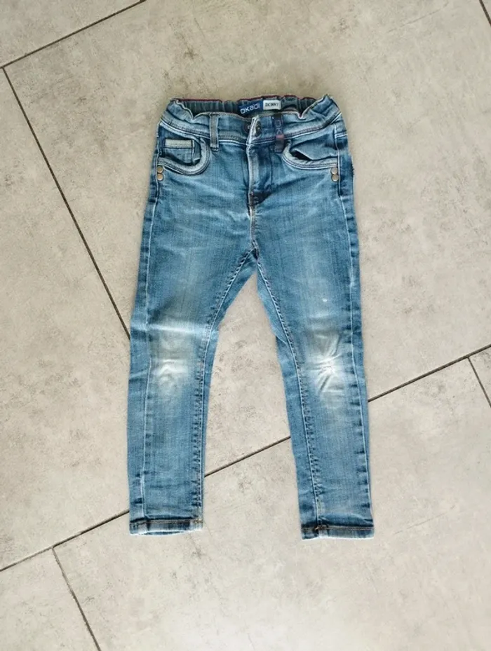 Jean skinny taille 3 ans