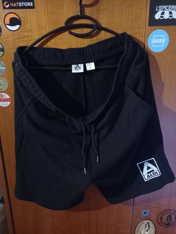 Short Aldi