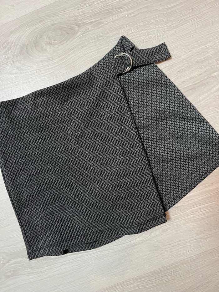 Jupe short - photo numéro 4