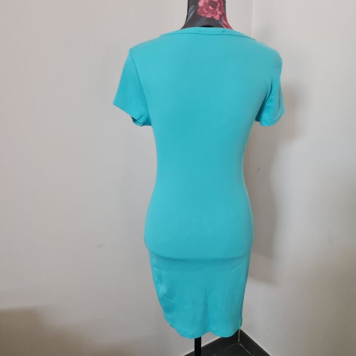 Robe turquoise - photo numéro 2