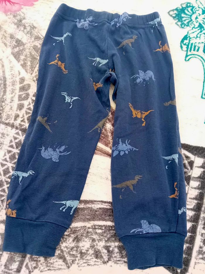 Pyjama "Dinosaures" en 3 ans Kiabi - photo numéro 7