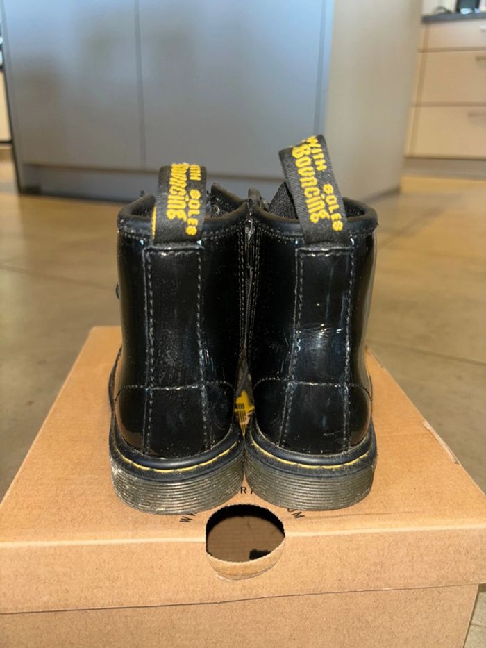 Dr Martens vernies - photo numéro 3
