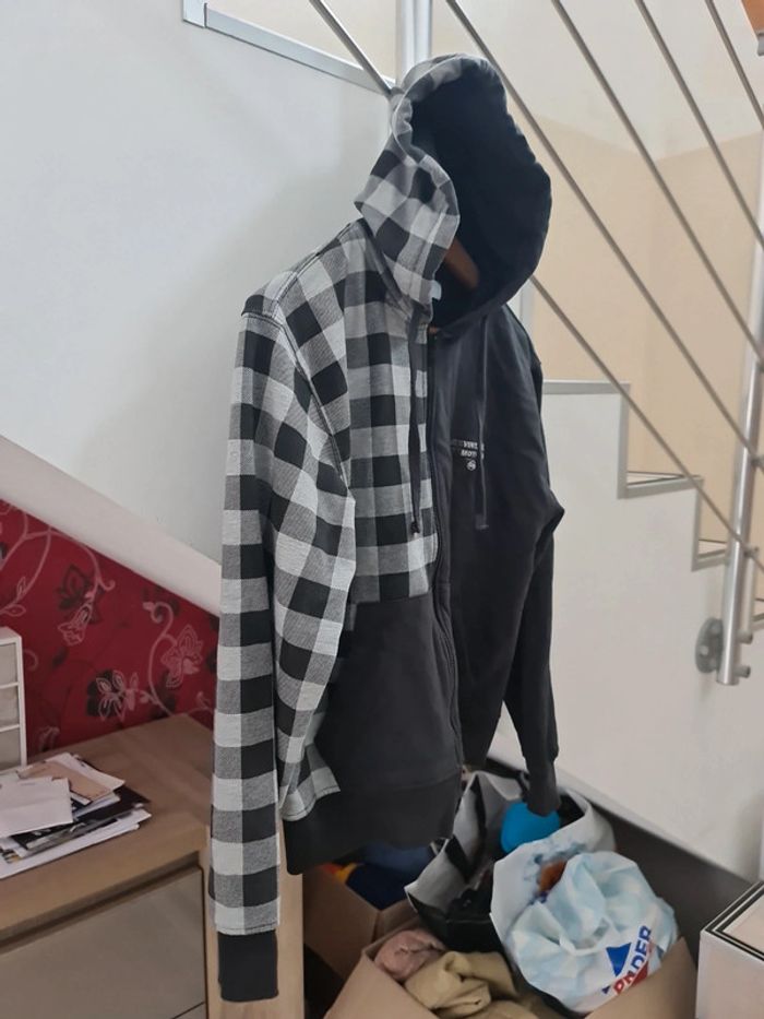 Sweat à capuche homme taille S - photo numéro 2
