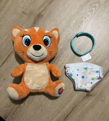 Peluche bébé avec couche