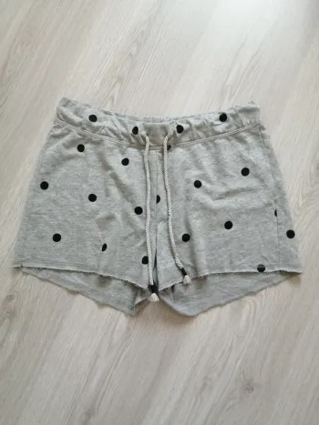 Short gris à pois noir avec lien à nouer / terranova / (S)