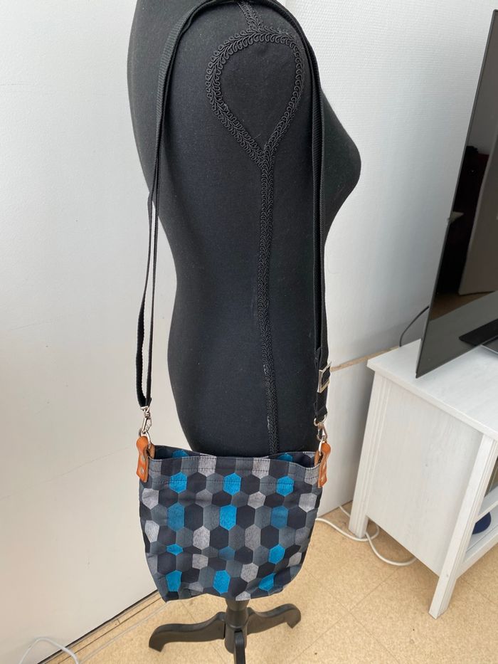 Sac à main bandoulière - photo numéro 3