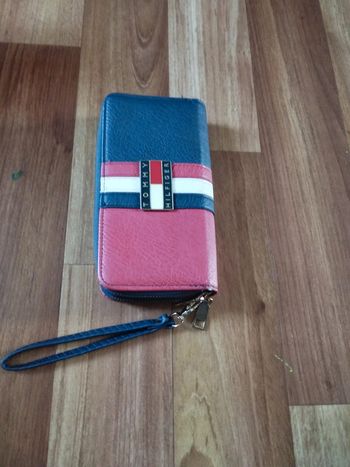 Pochette  tommy Hilfiger