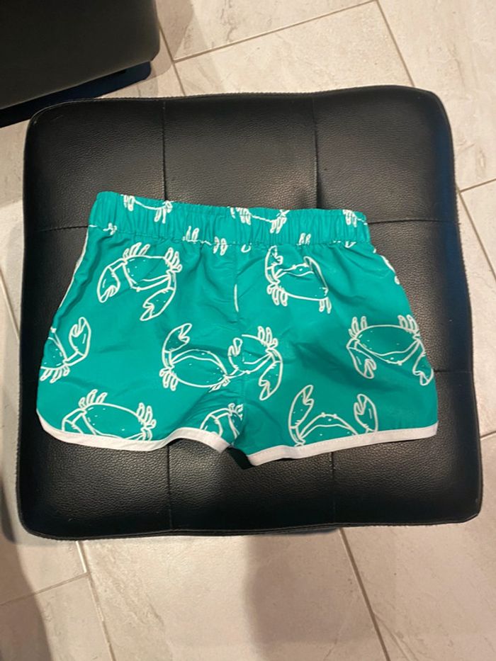 Short de bain crabes 18 mois Kiabi Neuf juste lavé - photo numéro 5