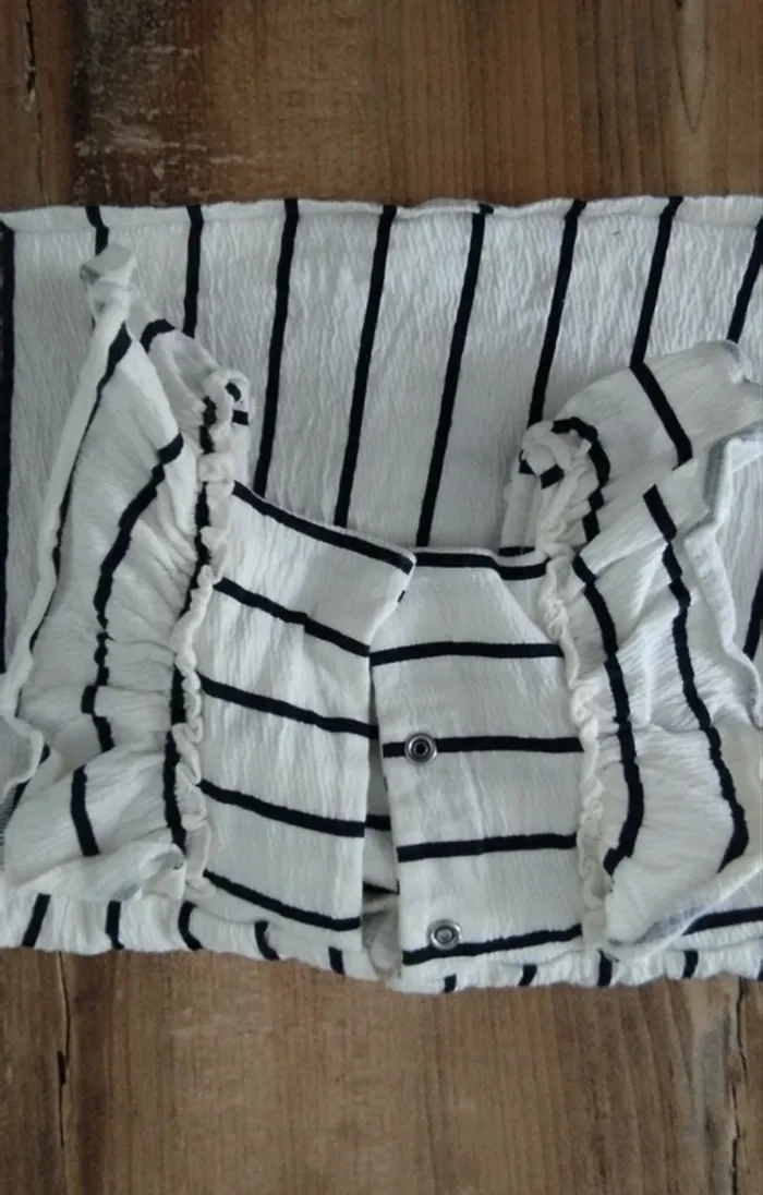 Robe , tunique h&m fille noire et blanche h&m - photo numéro 2
