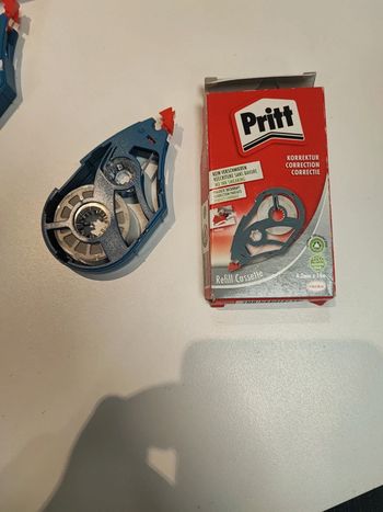 Cassette recharge roller pritt correction