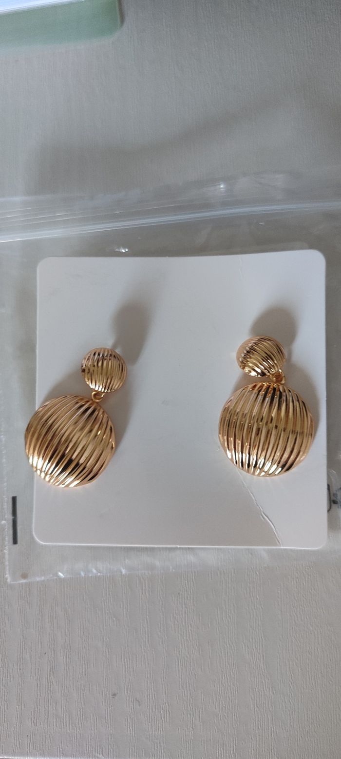 Boucle d'oreille femme - photo numéro 2