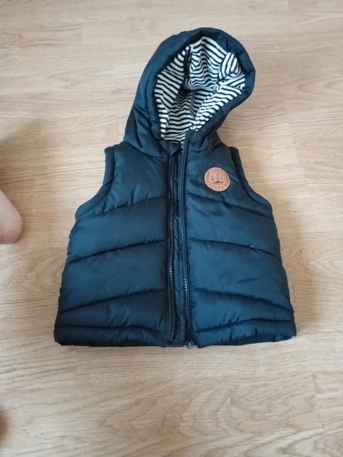 Doudoune sans manches Kiabi 12 mois