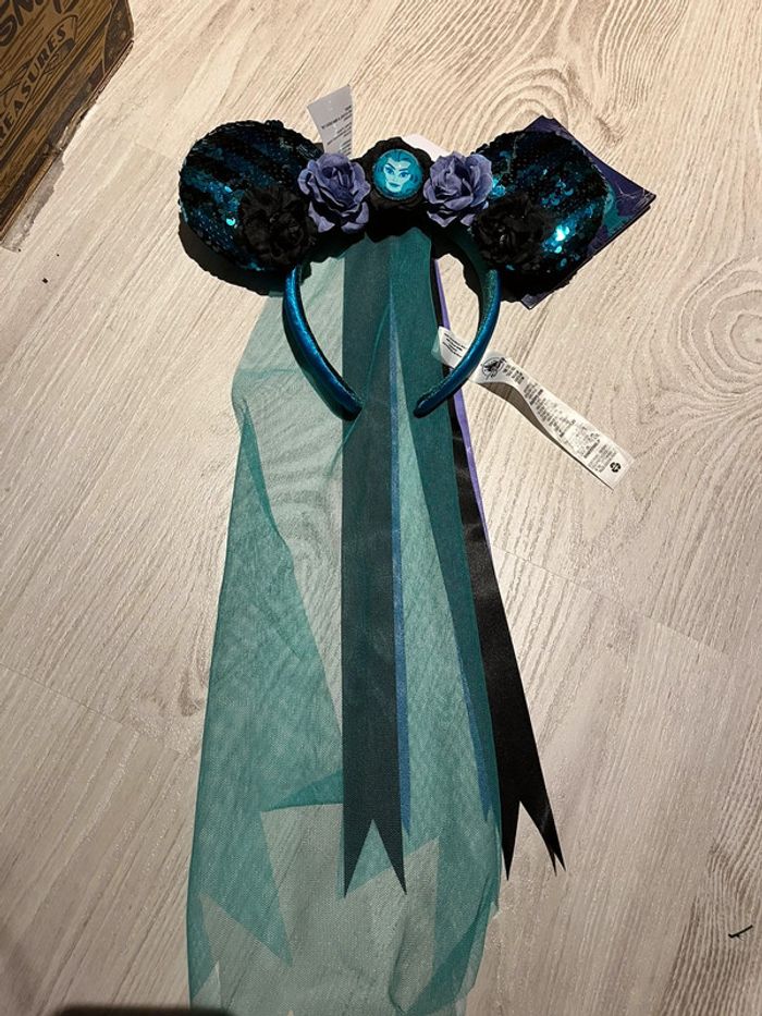 Oreilles Minnie Haunted Mansion