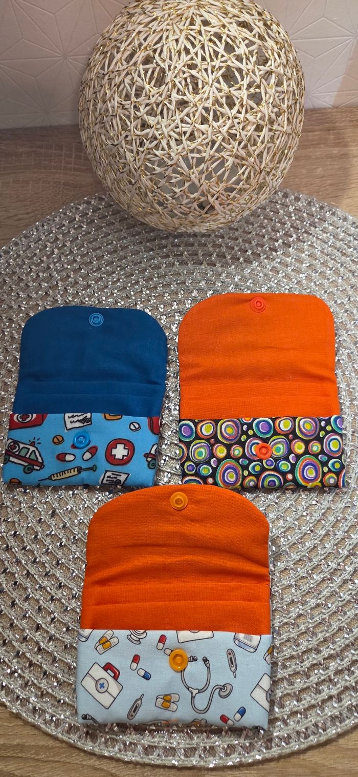 Porte cartes en tissu - photo numéro 2