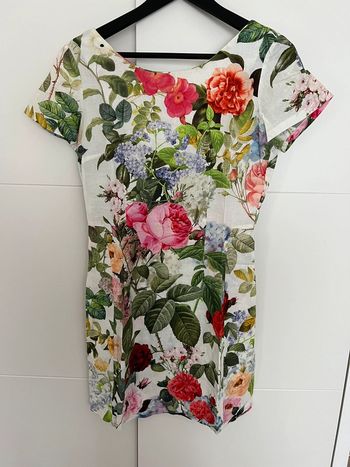 Robe d’été fleurie en lin