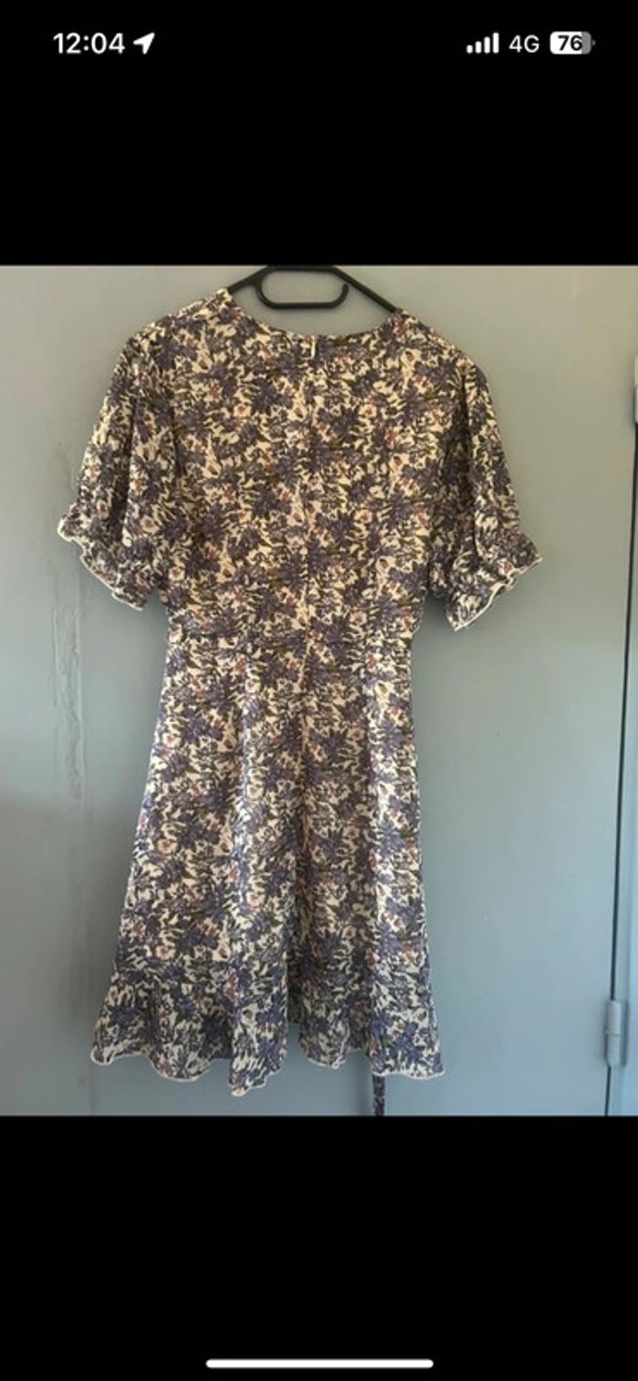 Jolie petite robe avec motifs et détails, ceinture à la taille • Miss Guided • Taille 34/XS - photo numéro 7