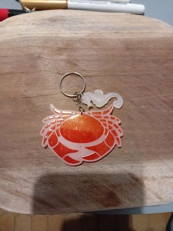 Porte clé crabe résine epoxy