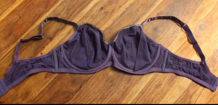 Soutien-Gorge violet en dentelle - photo numéro 6