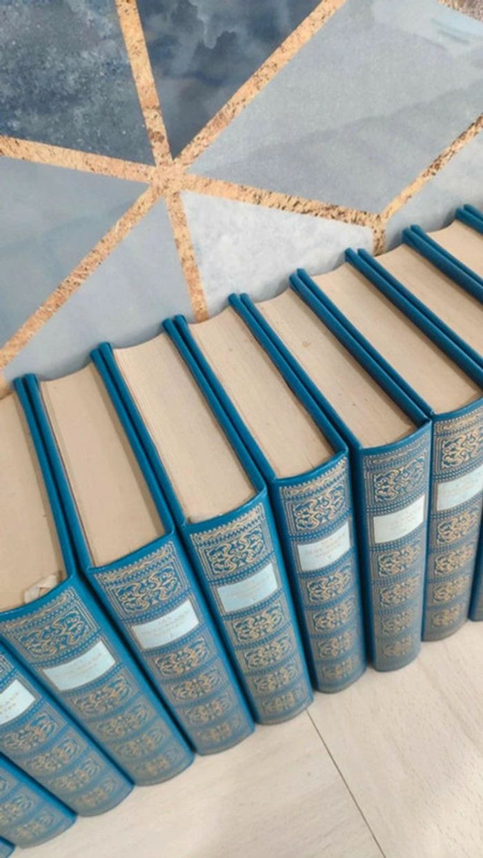 Collection 20 tomes les plus beaux contes et nouvelles éditions Cremille très bel état général - photo numéro 7