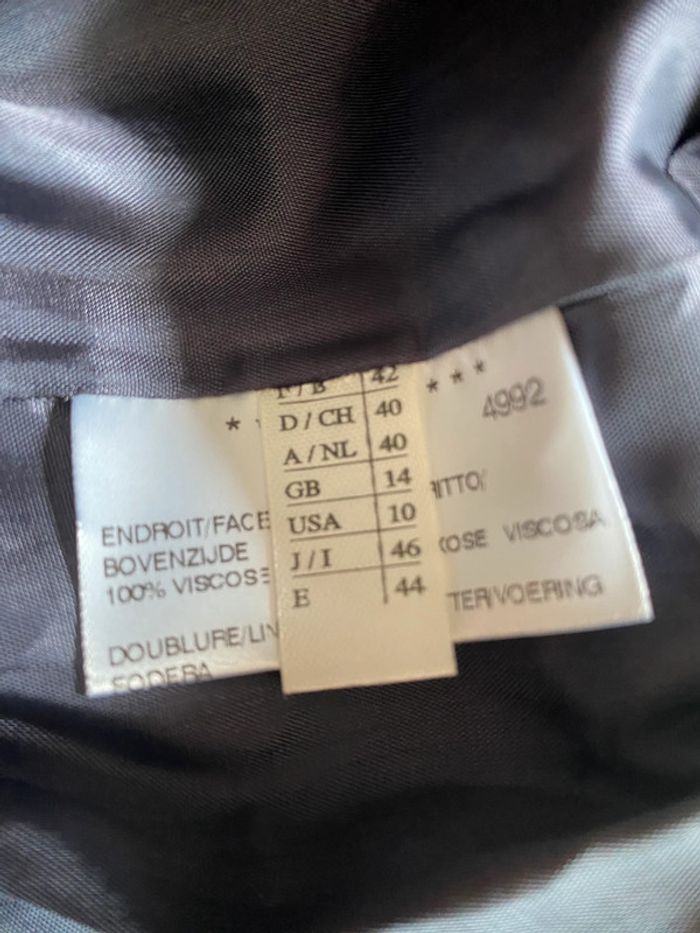 Ensemble tailleur veste et jupe Weill taille 42 mais plus 38 - photo numéro 13