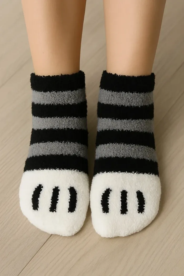 Chaussettes douces motif patte de chat - rayures noir et gris taille unique