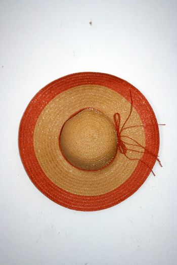 Chapeau de paille très peu porté 47cm de diamètre