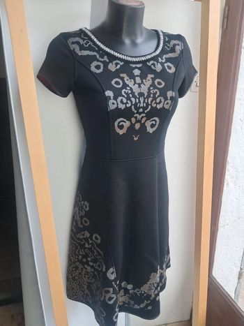 Save the Queen robe hiver T. 36/38 neuve