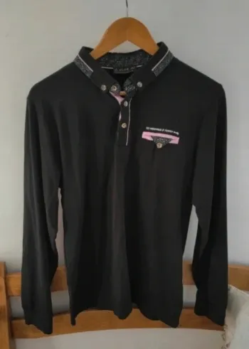 CLUB JU  superbe Polo homme taille L très bon état