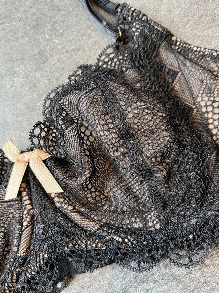 Soutien-gorge, 90C neuf Elle MacPherson - photo numéro 2