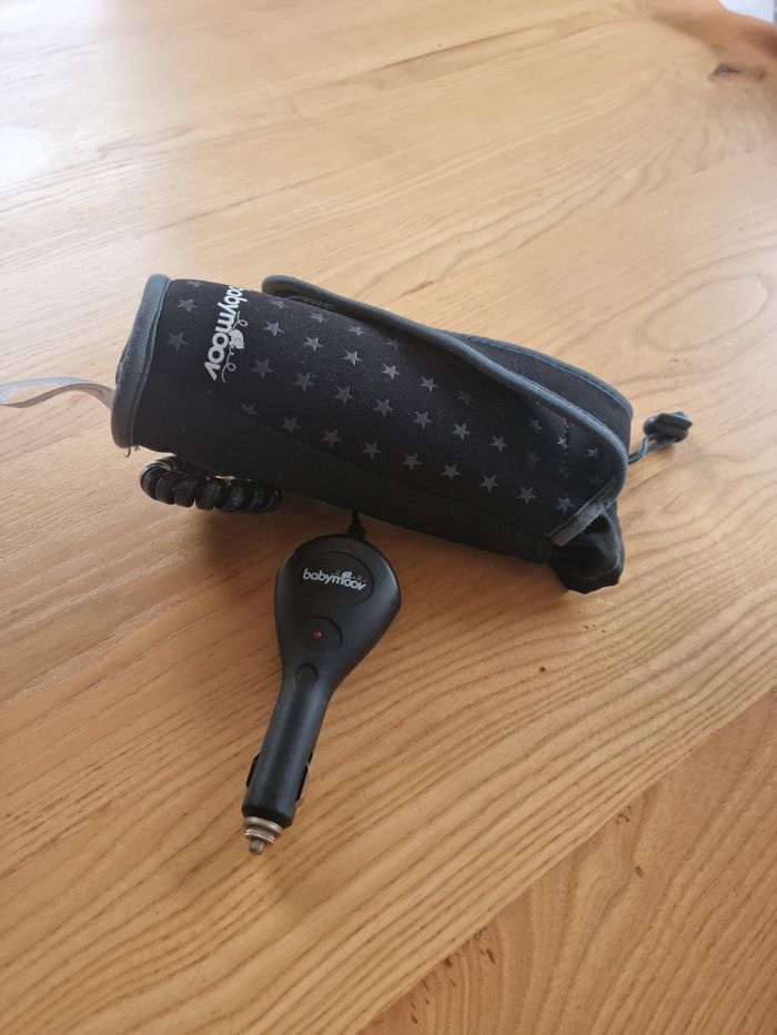 Chauffe biberon voiture