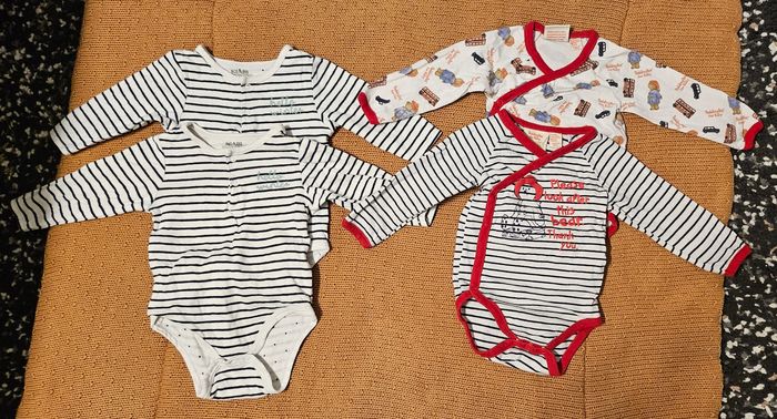 Lot de 4 bodies 3 mois