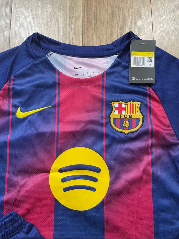 ⚽️ Ensemble FC Barcelone 2025-2026 - photo numéro 2