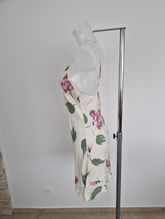 Nuisette blanc cassé motif fleurie - photo numéro 4