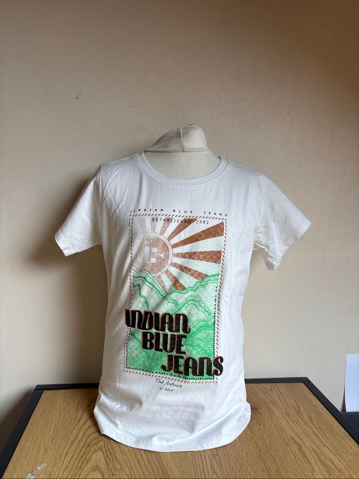 T-shirt fille taille 164 - photo numéro 1