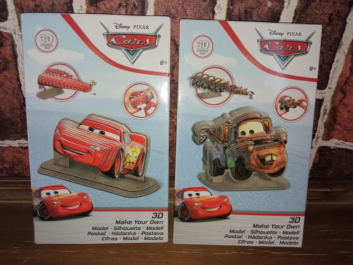 Lot de deux puzzles 3d Cars et Martin