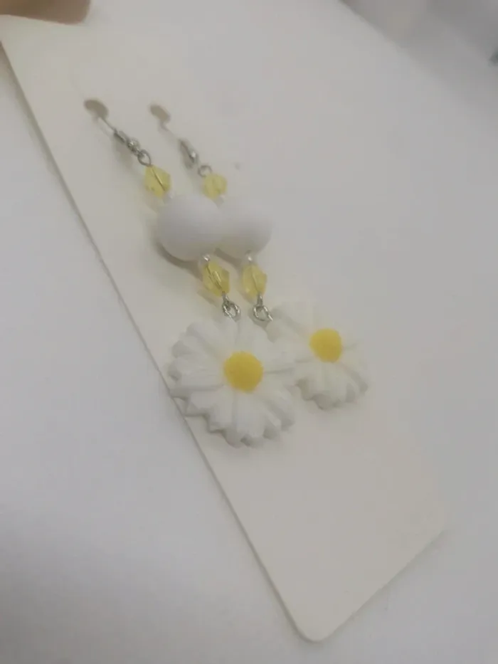 Paire de boucles d'oreilles "Daisy days" - photo numéro 3