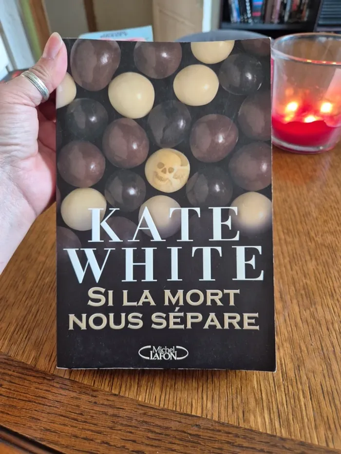 Si la mort nous sépare de Kate White - photo numéro 1