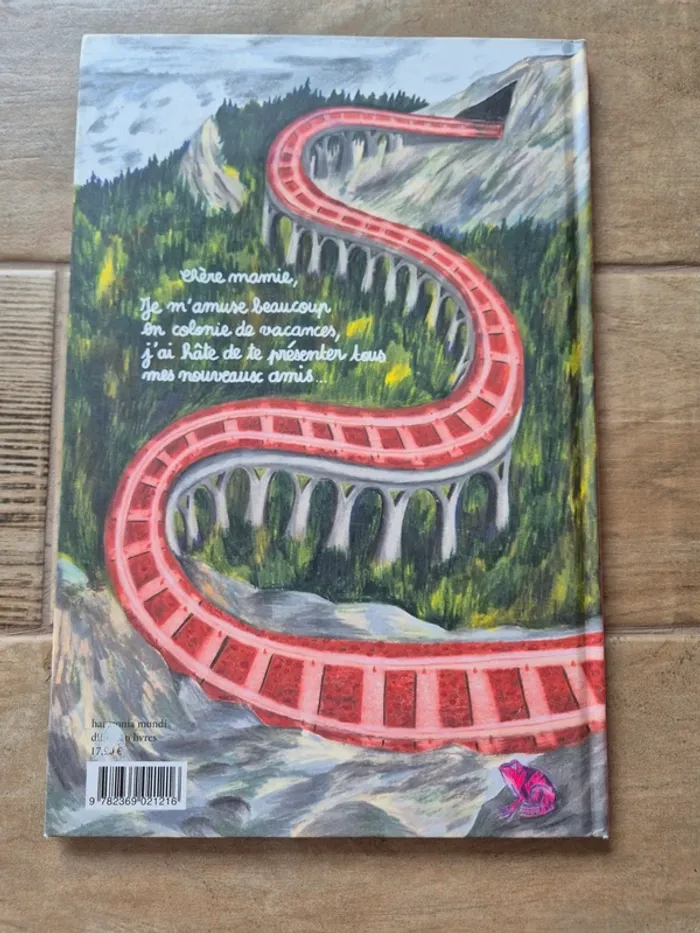 Livre Des vacances timbrées Mathilde Poncet - photo numéro 2