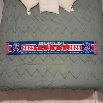Écharpe PSG