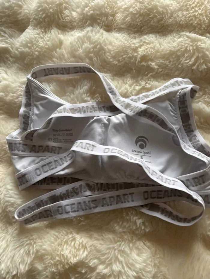 Ensemble vêtement de sport Oceans Apart - photo numéro 16