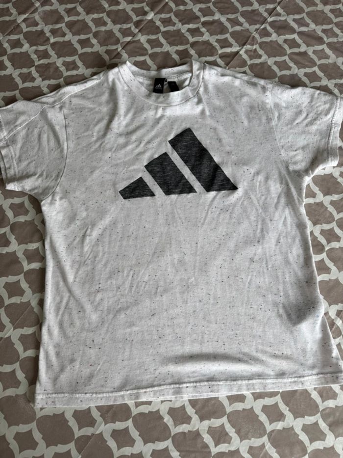 T shirt adidas femme 40/42