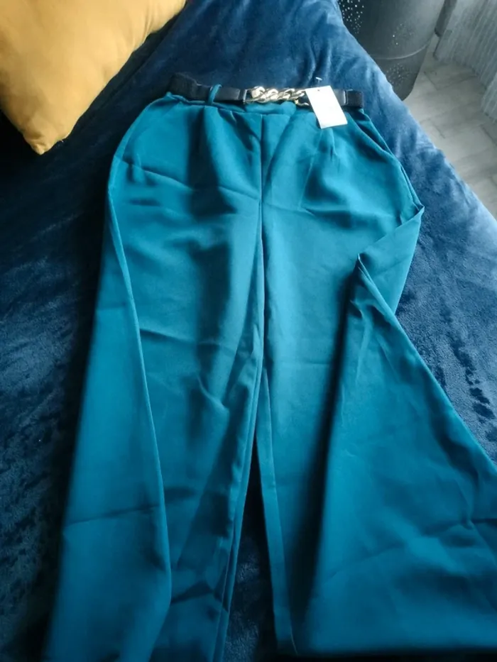 Pantalon évasé