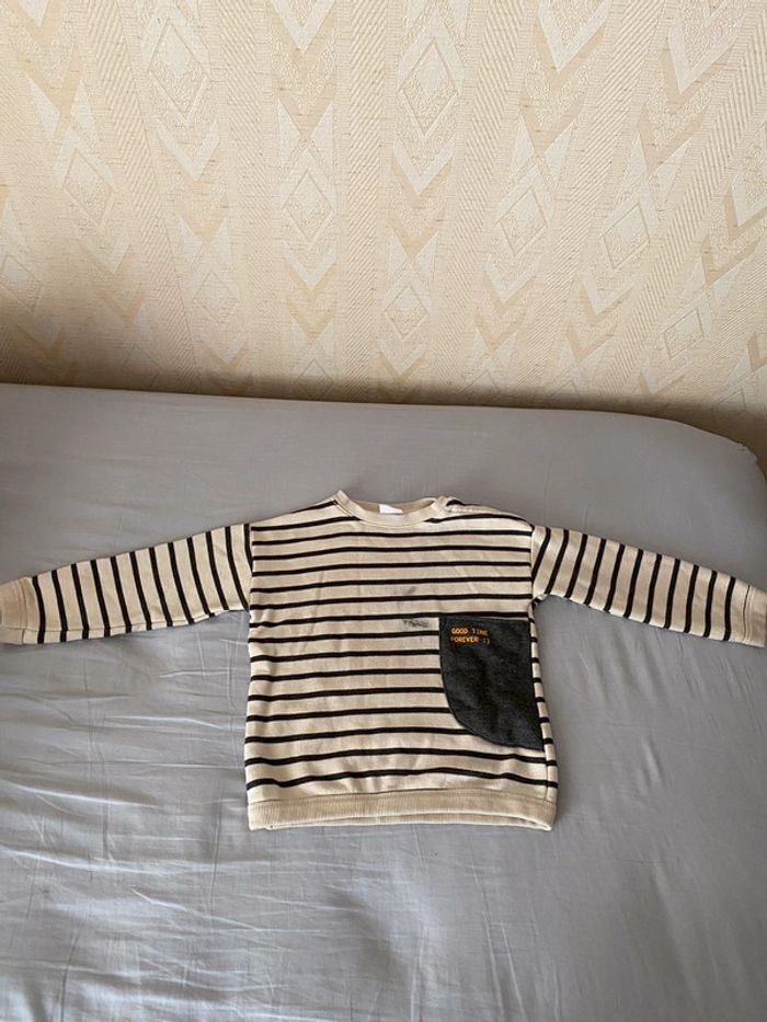 Superbe beau pull à rayures beige Zara taille 4-5 ans
