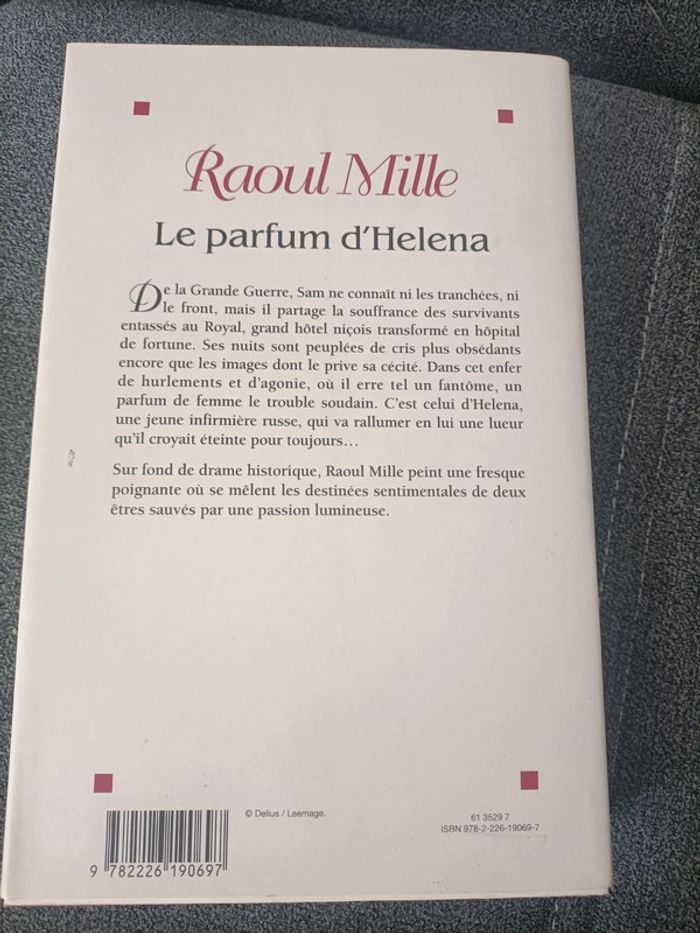 Livre le parfum d helena - photo numéro 2