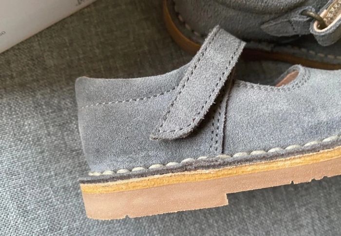 Lola Palacios chaussures babies cuir gris pointure 20 Neuves - photo numéro 4